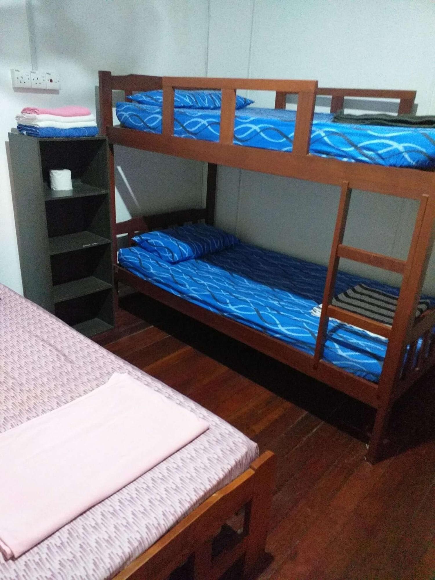 Discovery Youth Hostel Malacca Екстер'єр фото