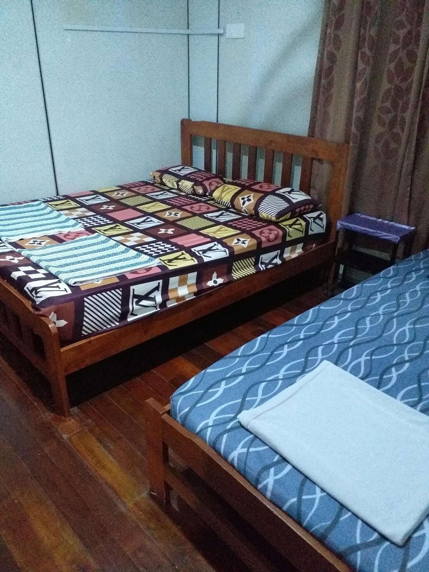 Discovery Youth Hostel Malacca Екстер'єр фото